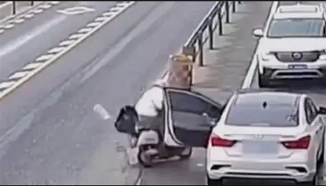 ������ɱ�����¹�˭������ô��